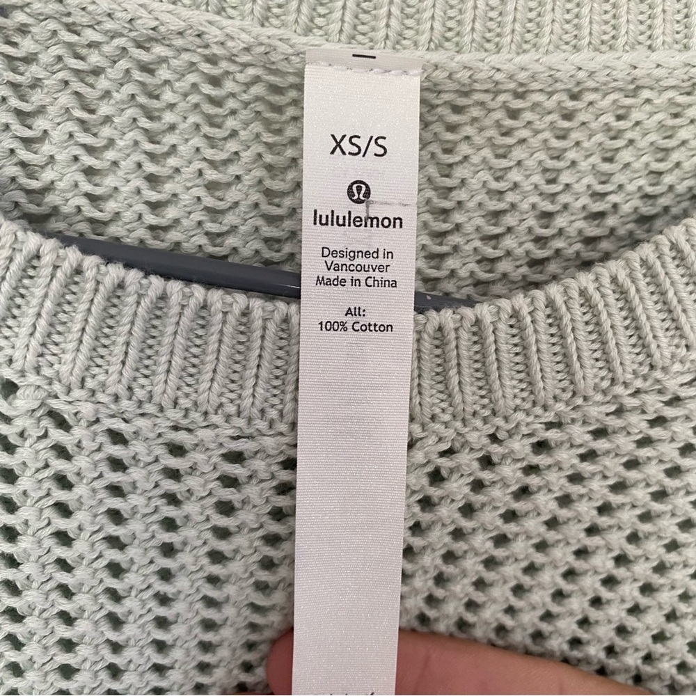 Lululemon Easy Embrace LS Sweater Size XS/S Island Mist - Picture 2 of 5